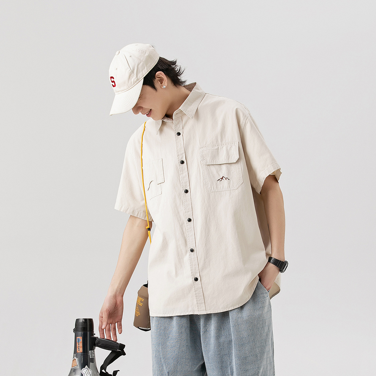 9M12 簡約山系刺繡雙口袋襯衫 四色