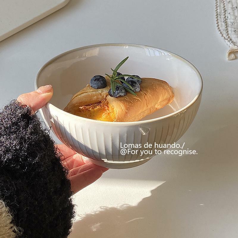 《2923》純白輕奢豎紋6吋陶瓷碗