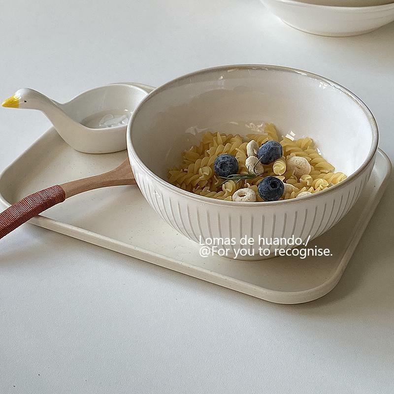 《2923》純白輕奢豎紋6吋陶瓷碗