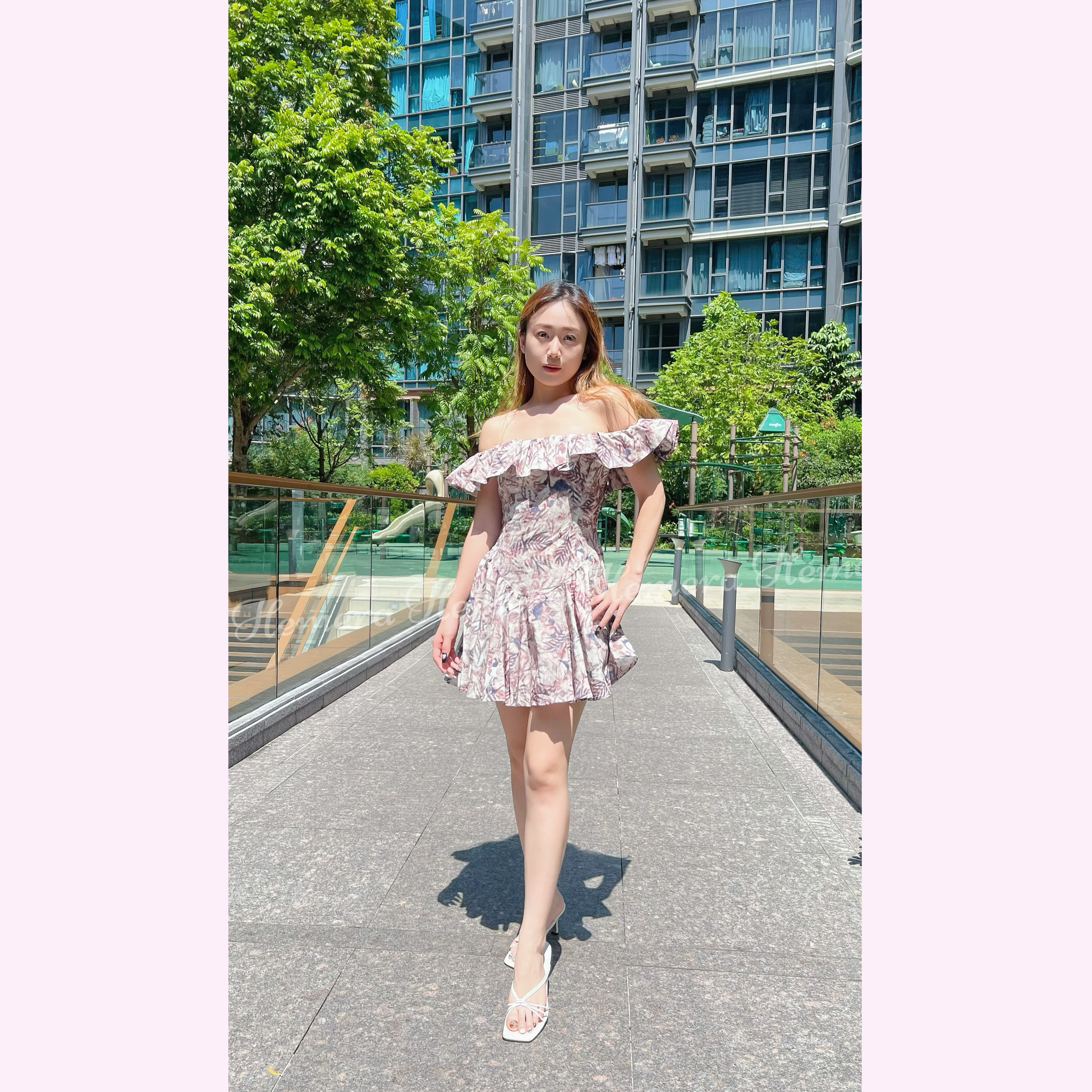 DR23S0912 一字膊碎花連身傘裙