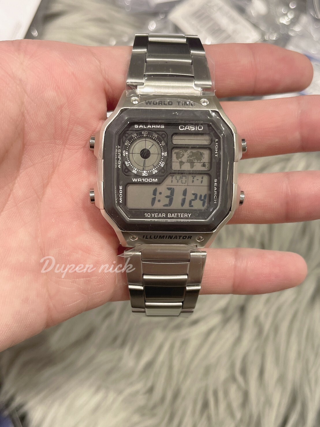 (平安夜限定活動) CASIO 銀色 不鏽鋼 時尚錶 10年電力 世界時間 多功能 電子錶 卡西歐