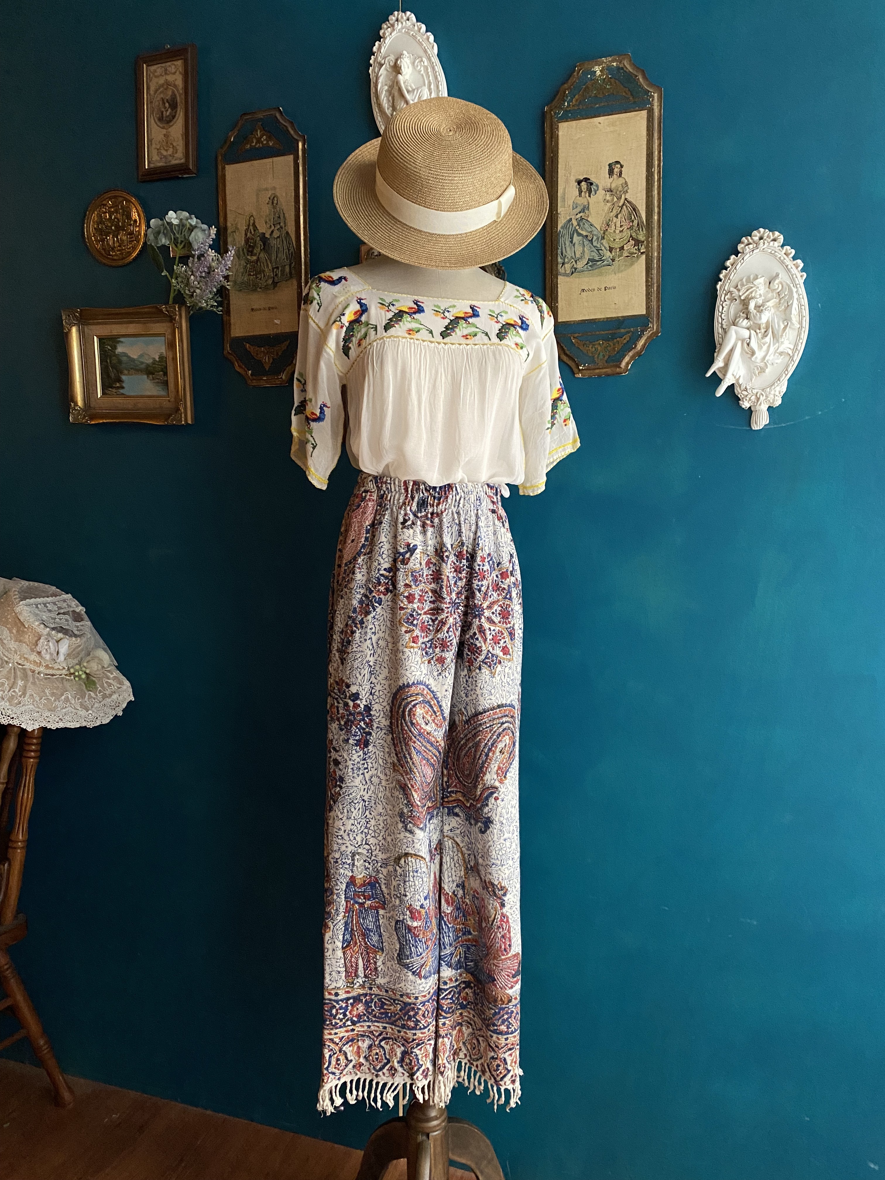 Vintage Top / 古著孔雀刺繡民族風上衣