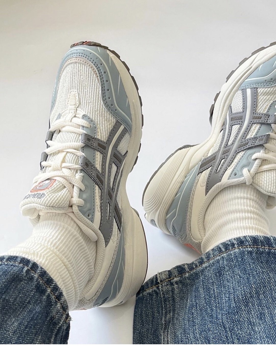 Asics 亞瑟士 Gel-1090 米灰藍 ⁣藍色 奶FUFU⁣ 皮革 老爹鞋 男女款 復古 運動 1203A243-021/預購