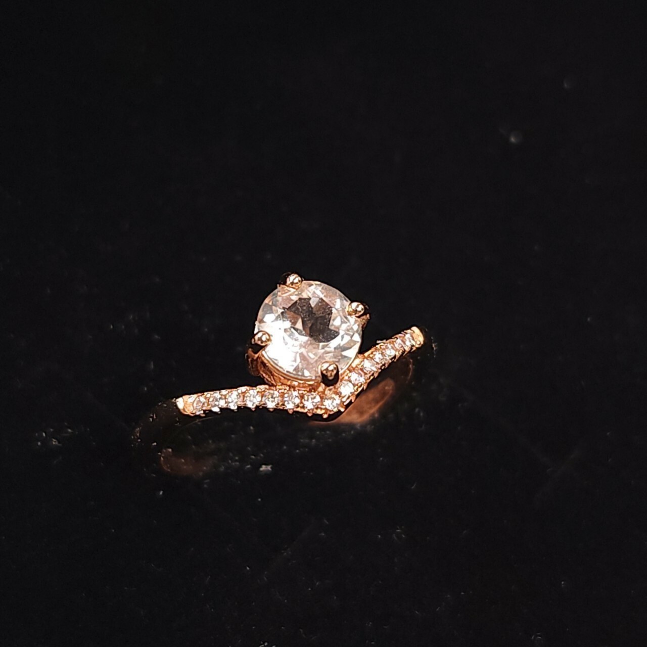 925銀戒指 白色剛玉戒指