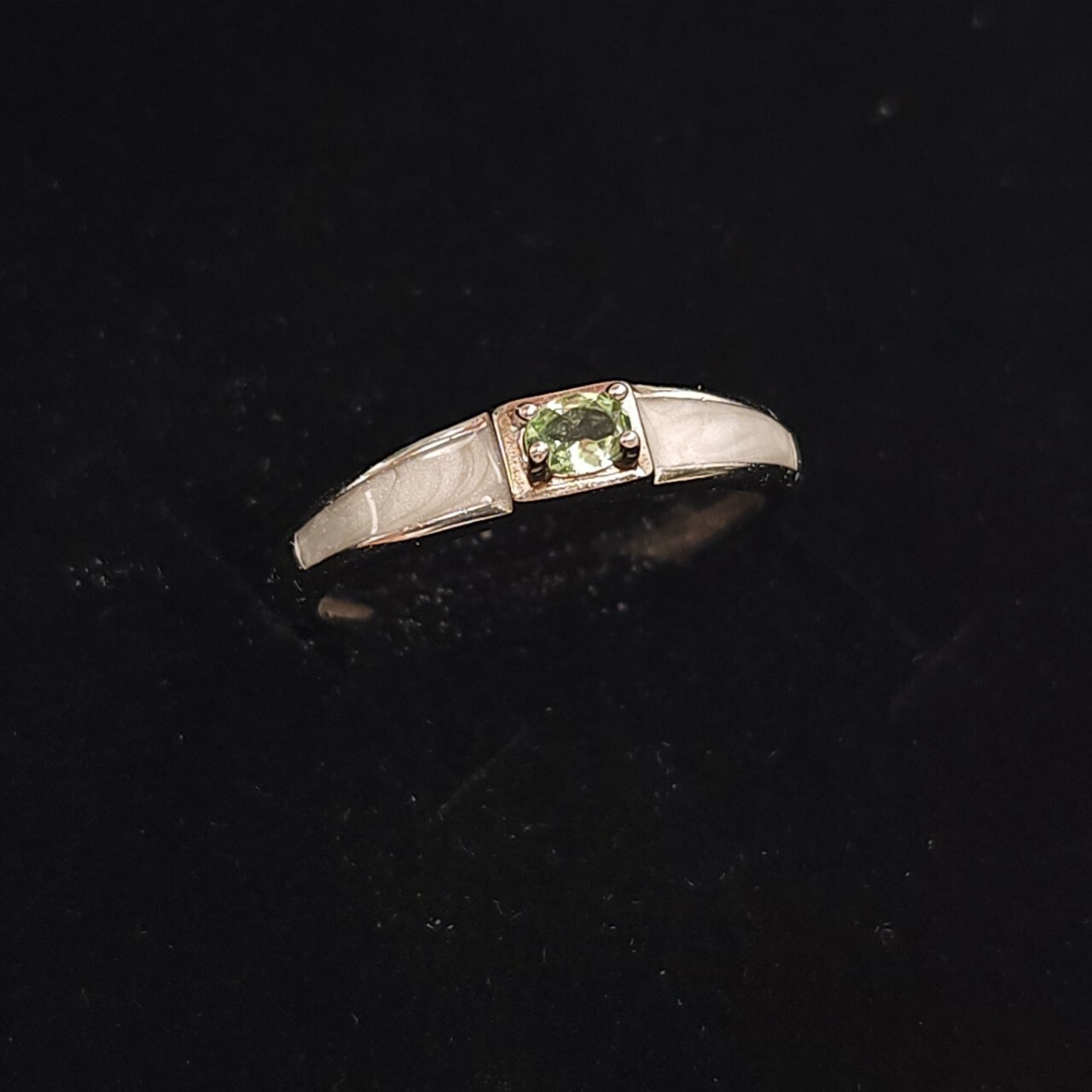 925銀戒指 沙弗萊戒指