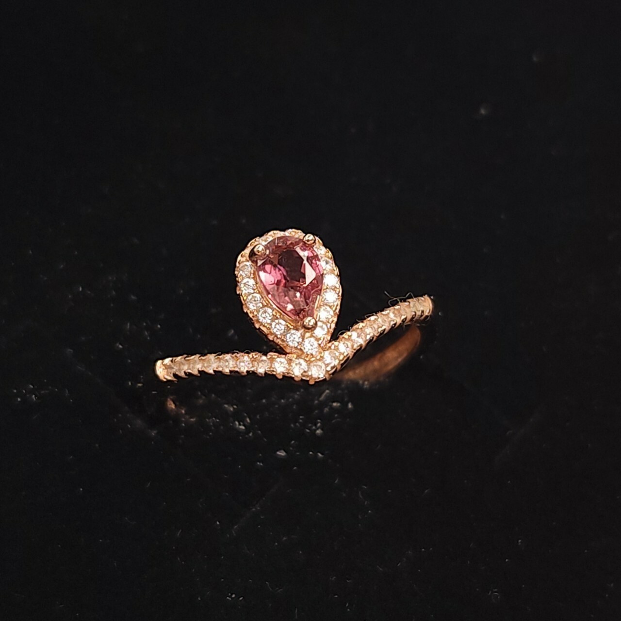 925銀戒指 玫瑰石榴石戒指