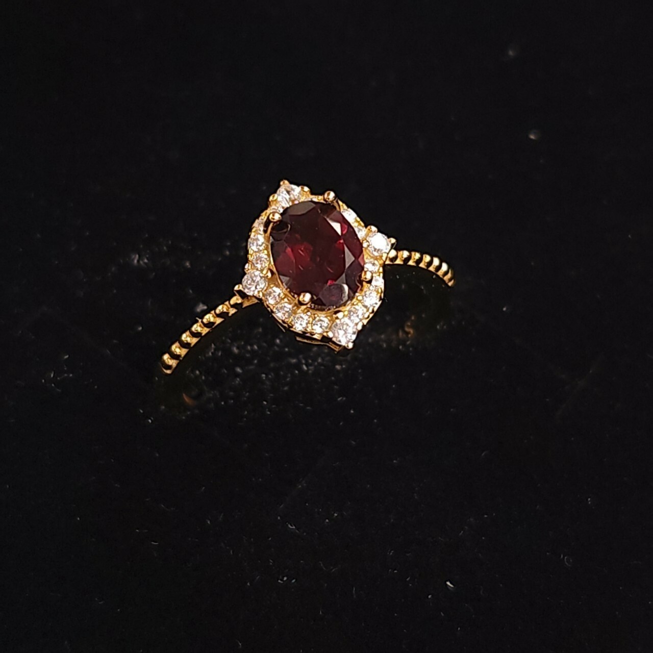 925銀戒指 低調奢華風石榴石戒指