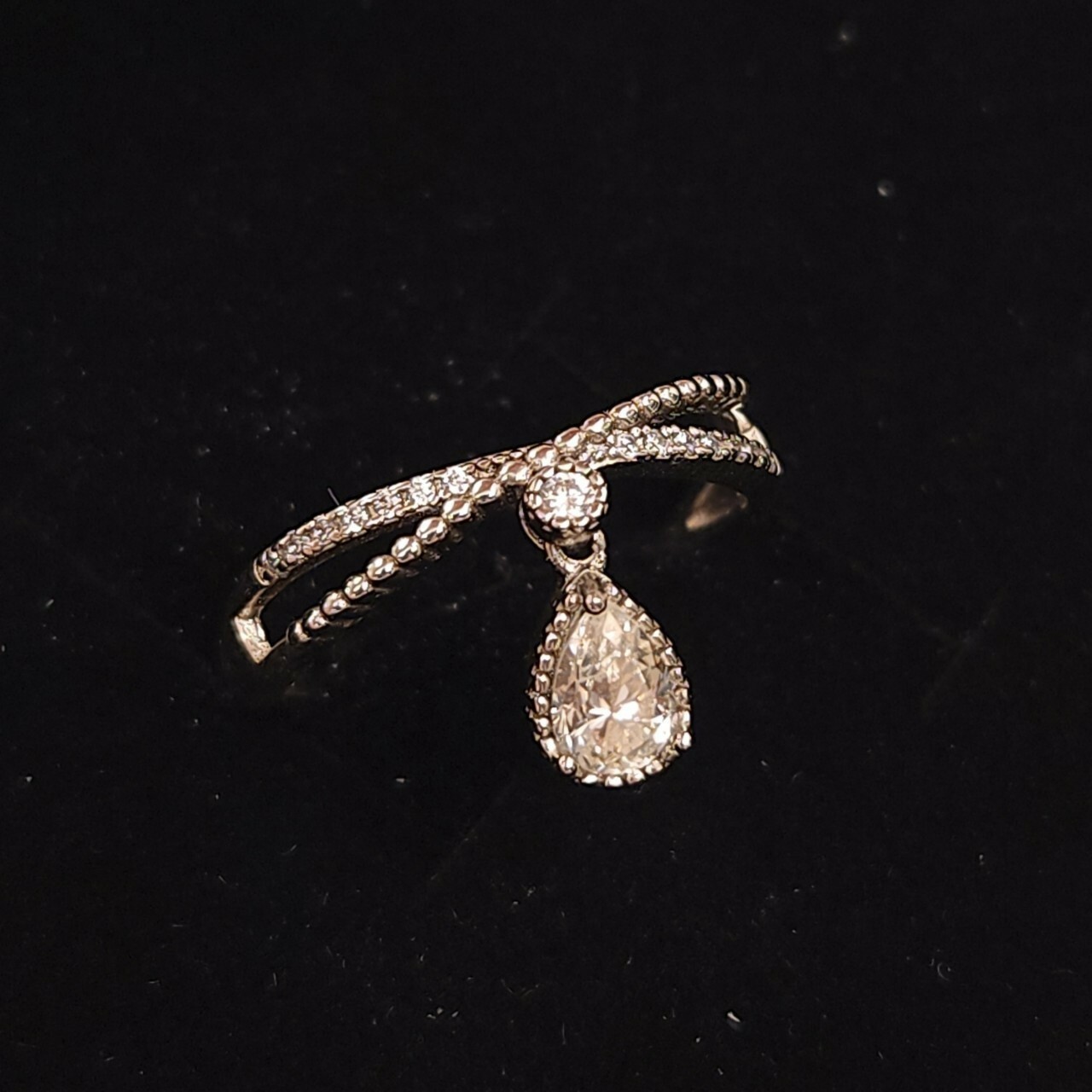 925銀戒指 吊墜款莫桑鑽戒指