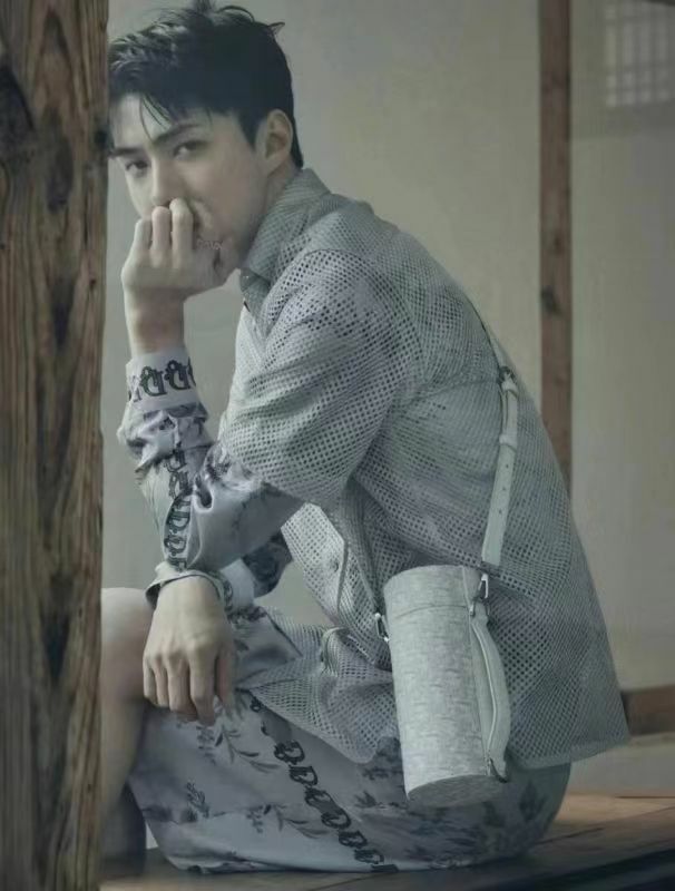 Dior Homme  灰色桃心網眼襯衫短袖 213C517A 5491 C800 -T