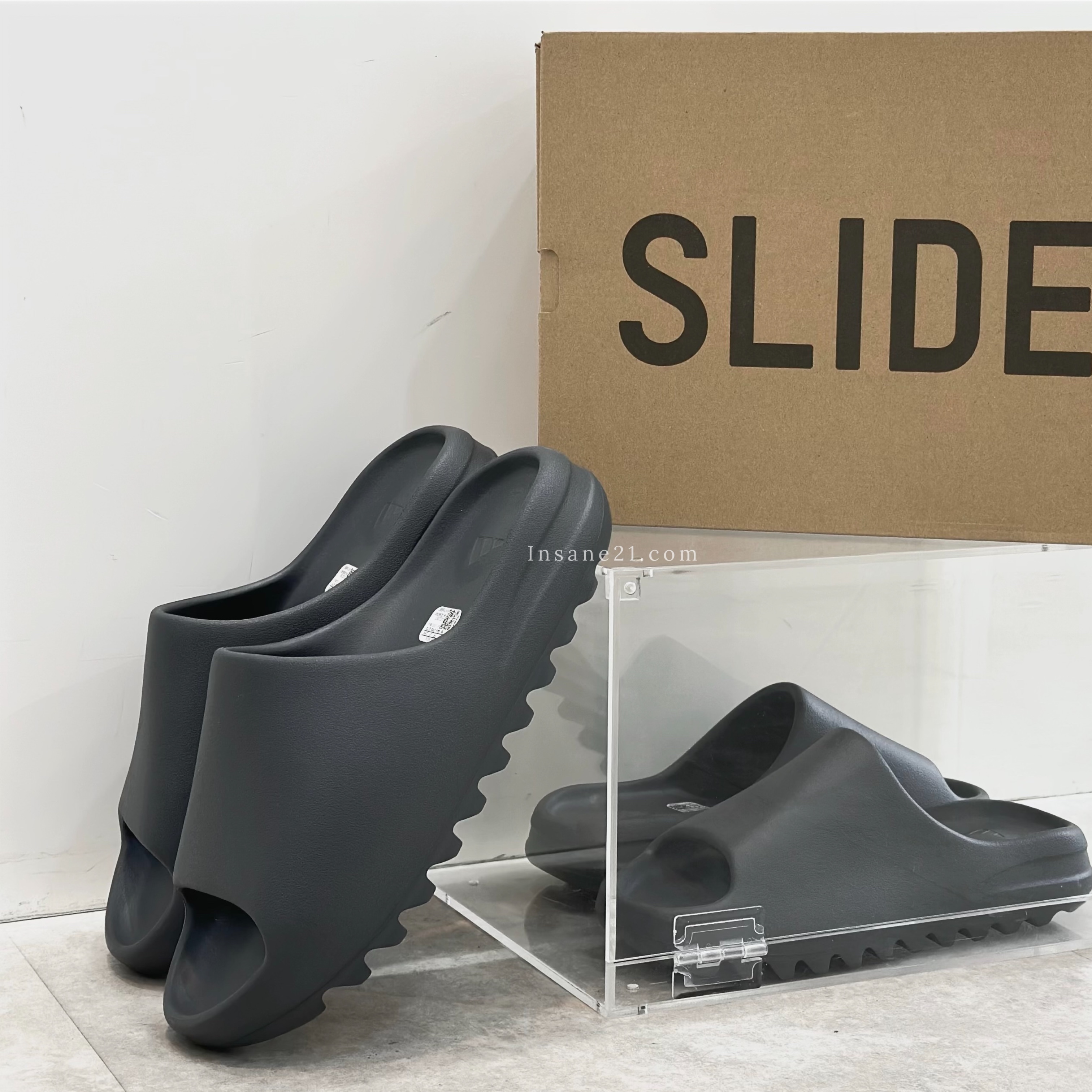 ADIDAS YEEZY SLIDE SLATE GREY 黑灰厚底拖鞋