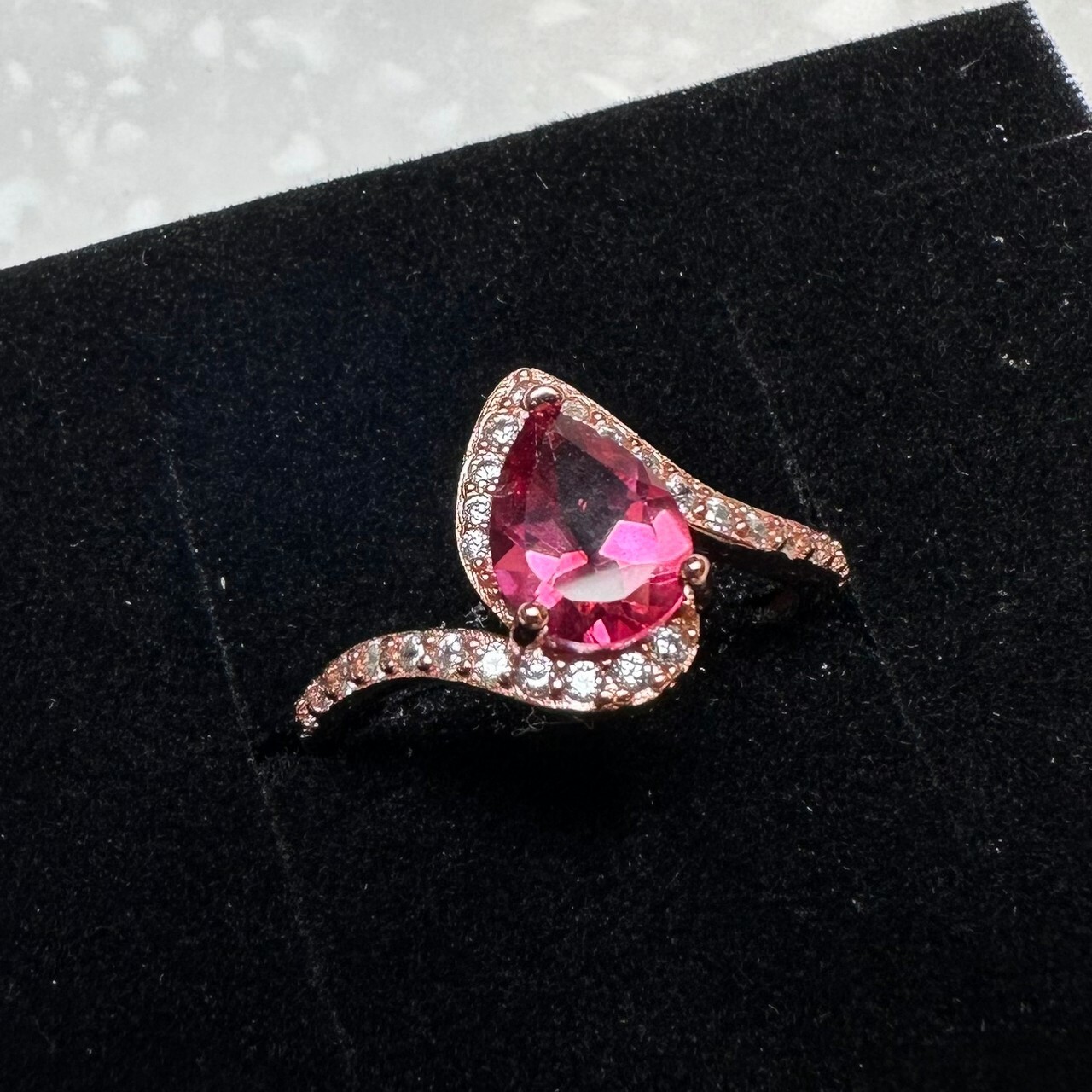 925銀戒指 玫瑰石榴石戒指