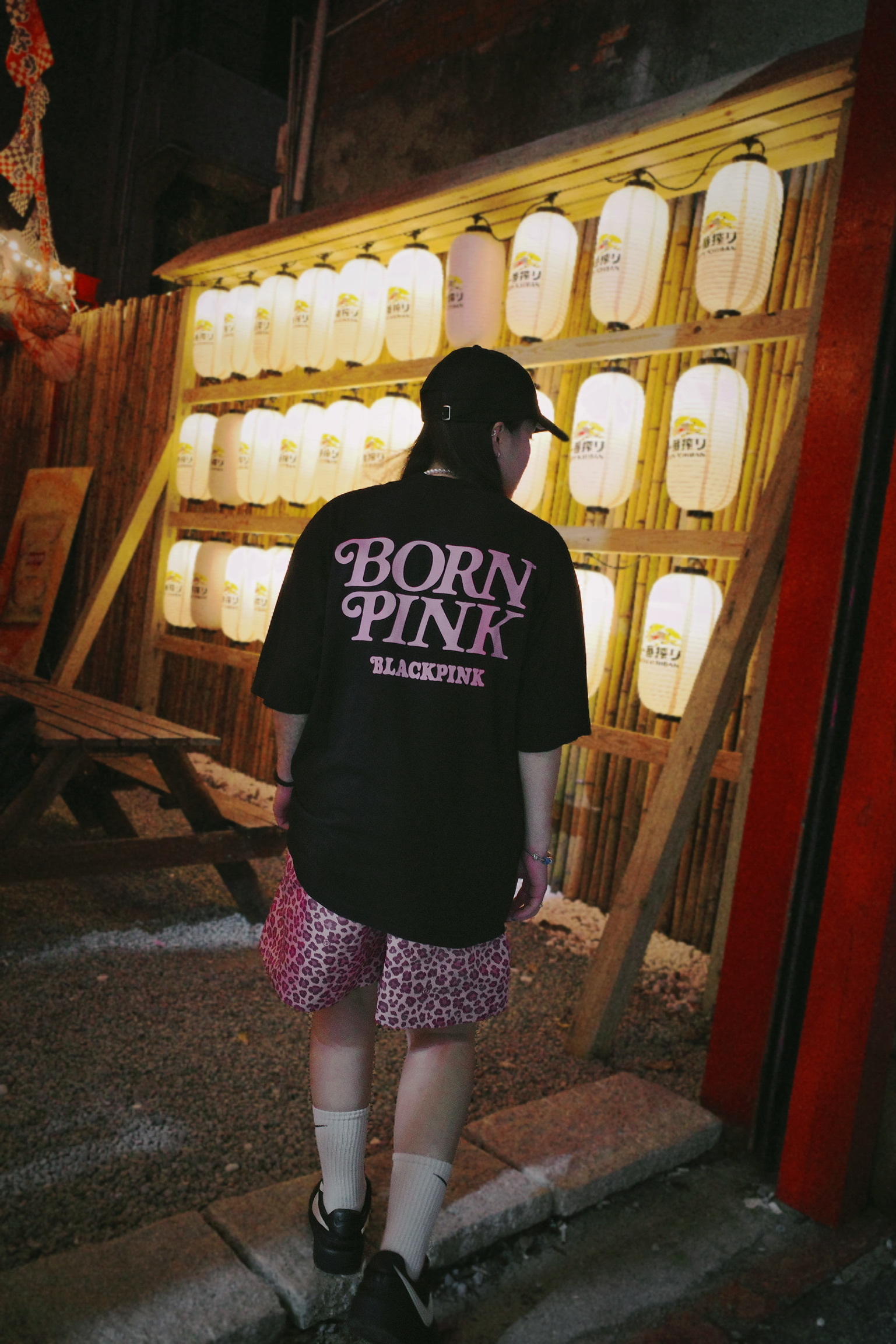 <快速出貨>BLACKPINK x Verdy 聯名款 紐約限定 字母款 短踢 黑粉