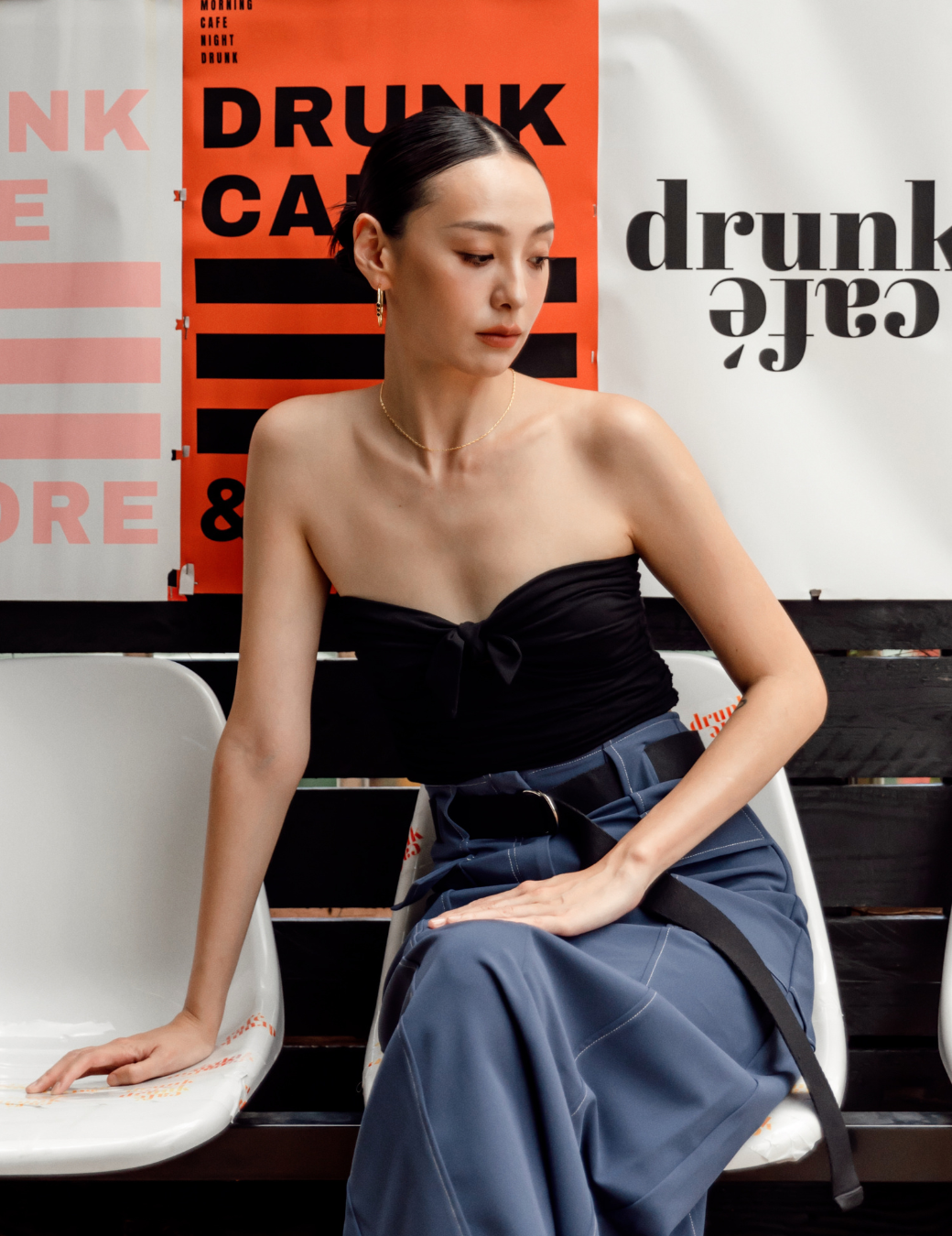 平口扭結針織短版上衣（黑色/3尺寸）