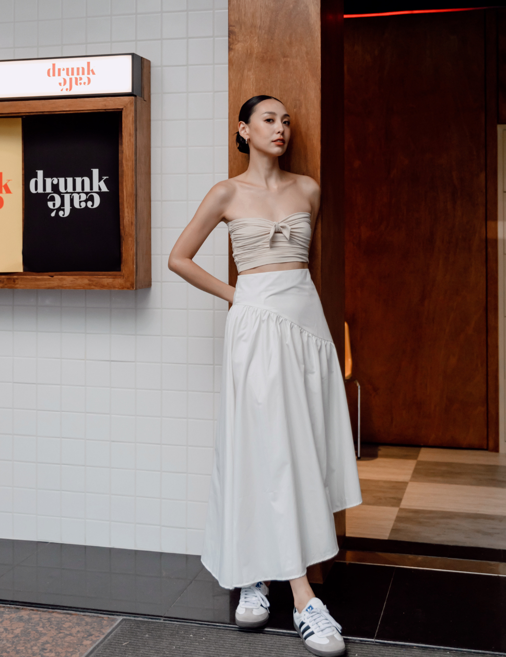 平口扭結針織短版上衣（奶杏色/3尺寸）