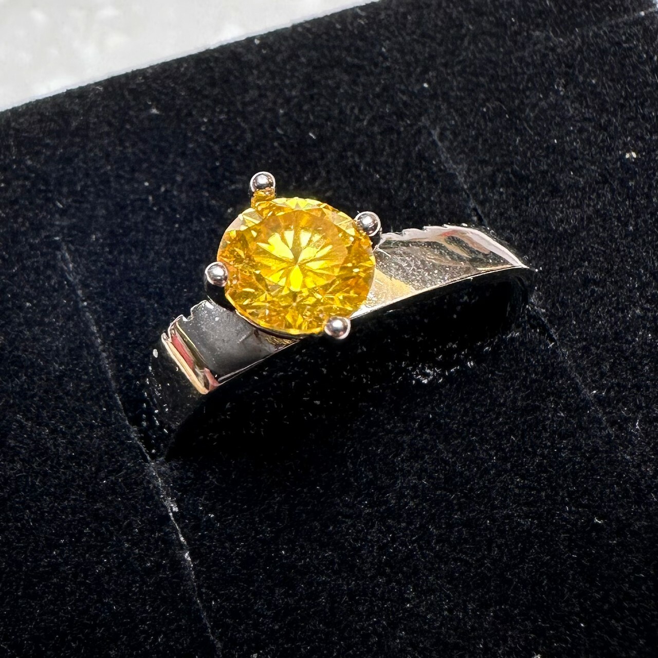 925銀戒指 黃色莫桑鑽戒指