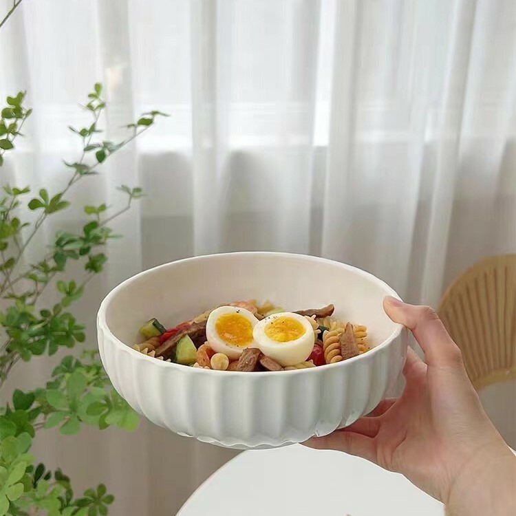 《2930》法式白色豎紋浮雕湯碗