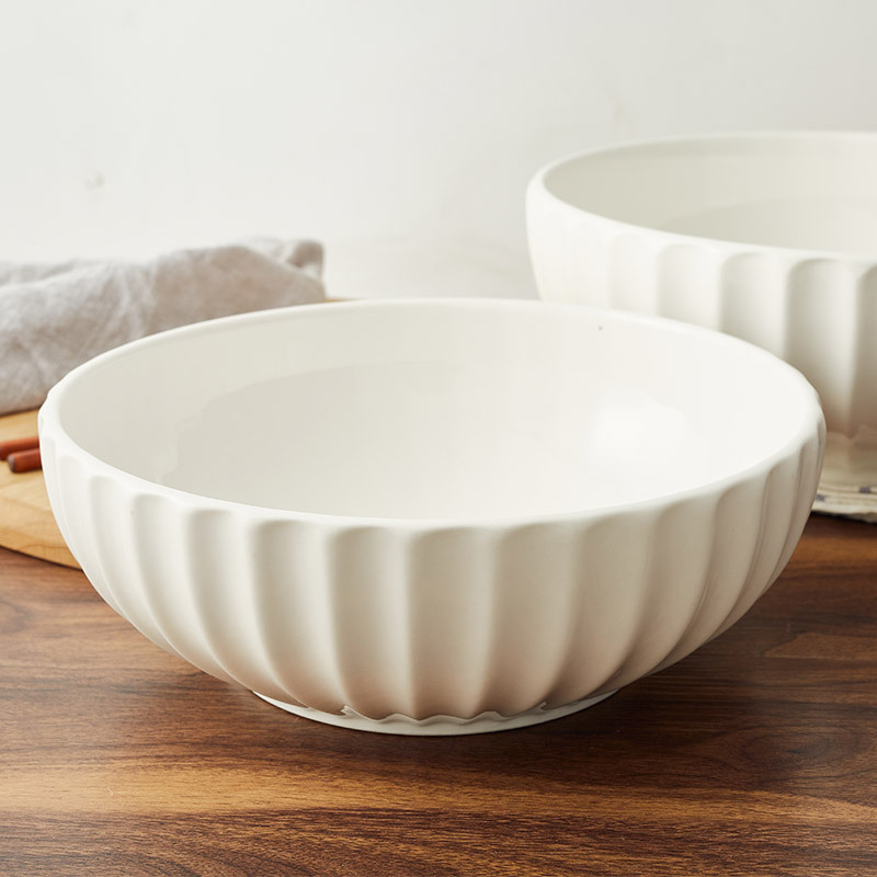 《2930》法式白色豎紋浮雕湯碗