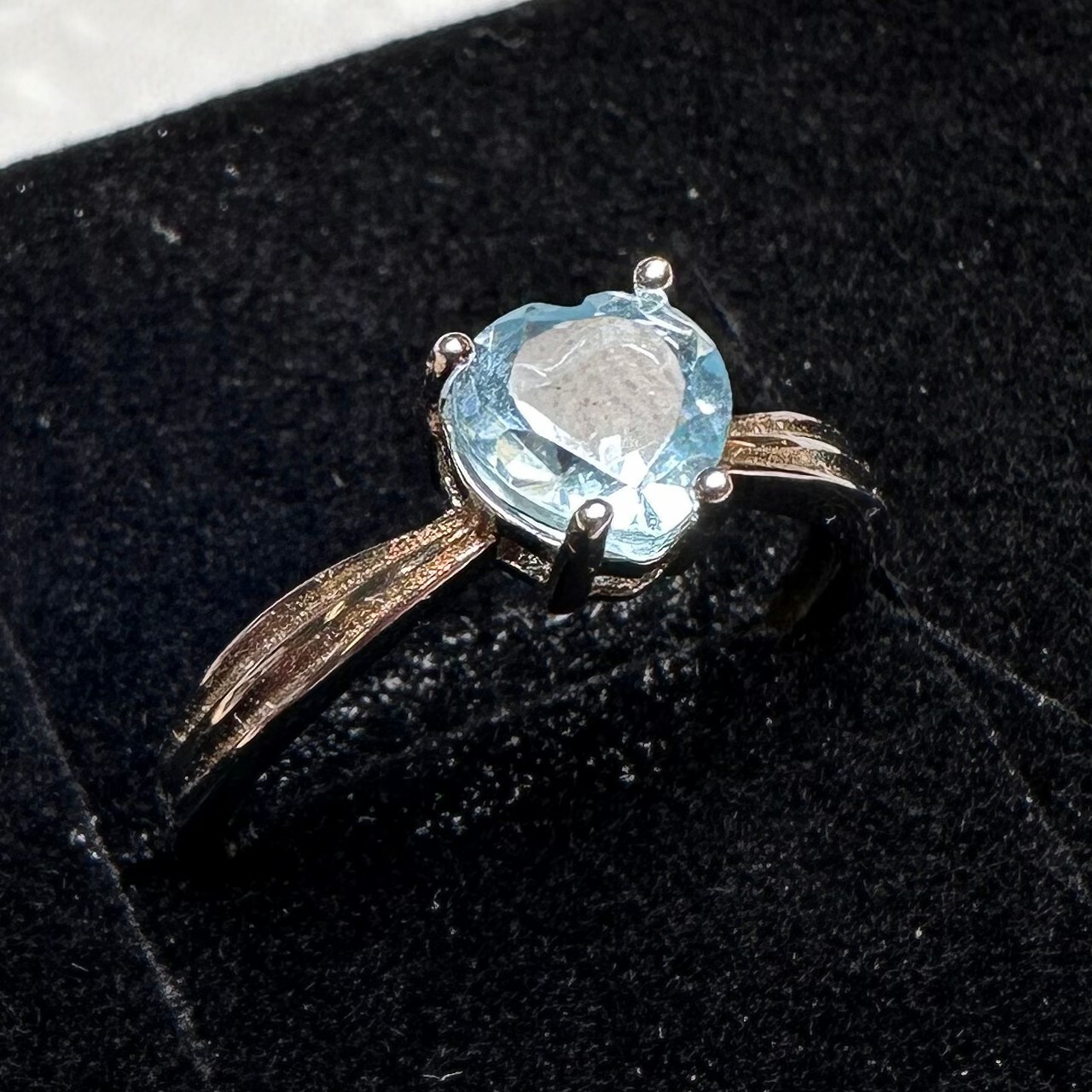 925銀戒指 愛心托帕石戒指