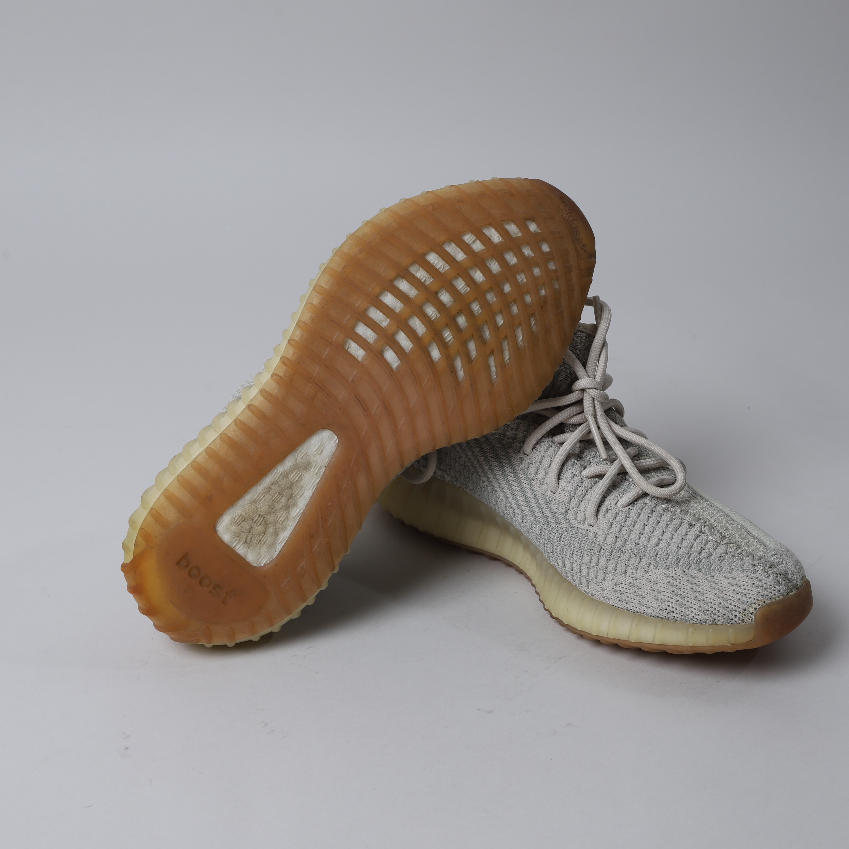 ADIDAS YEEZY BOOST 350 V2 CITRIN 拼接沙色【FW3042】