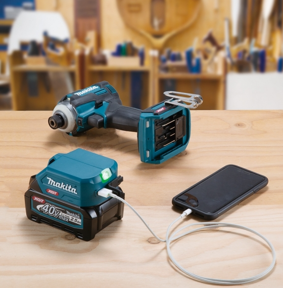 "MAKITA" 牧田牌(ADP001G)USB適配器(鋰40V)(淨機)