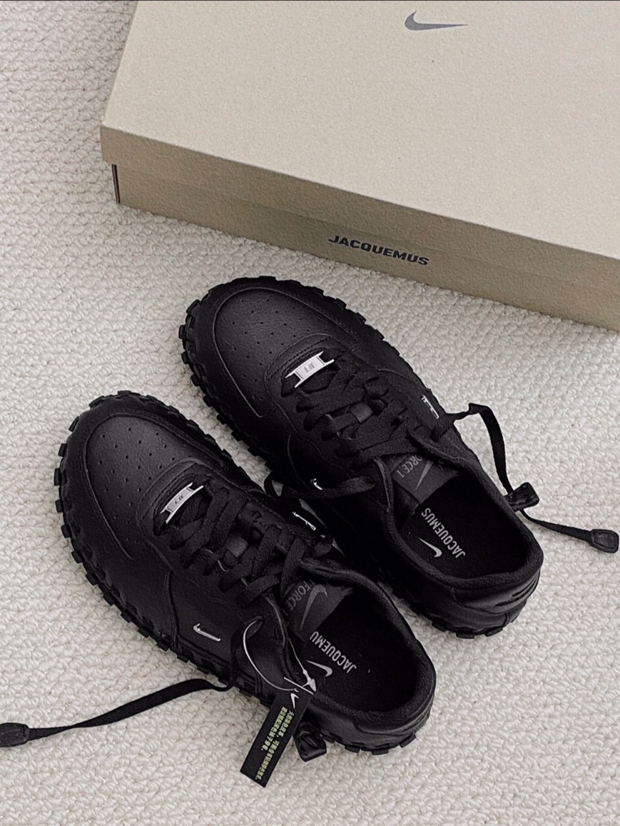 【預購】JACQUEMUS X NIKE J FORCE 1 LOW WHITE BLACK 白色 黑色 編織 聯名 DR0424100/DR0424001