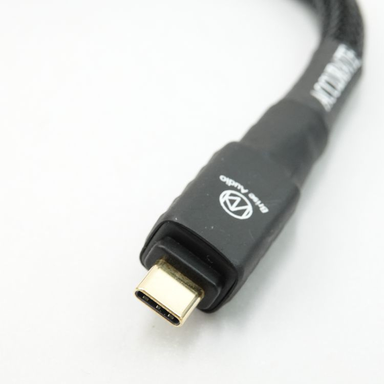 ACCURATE-USB.jpg?v=1669888336&