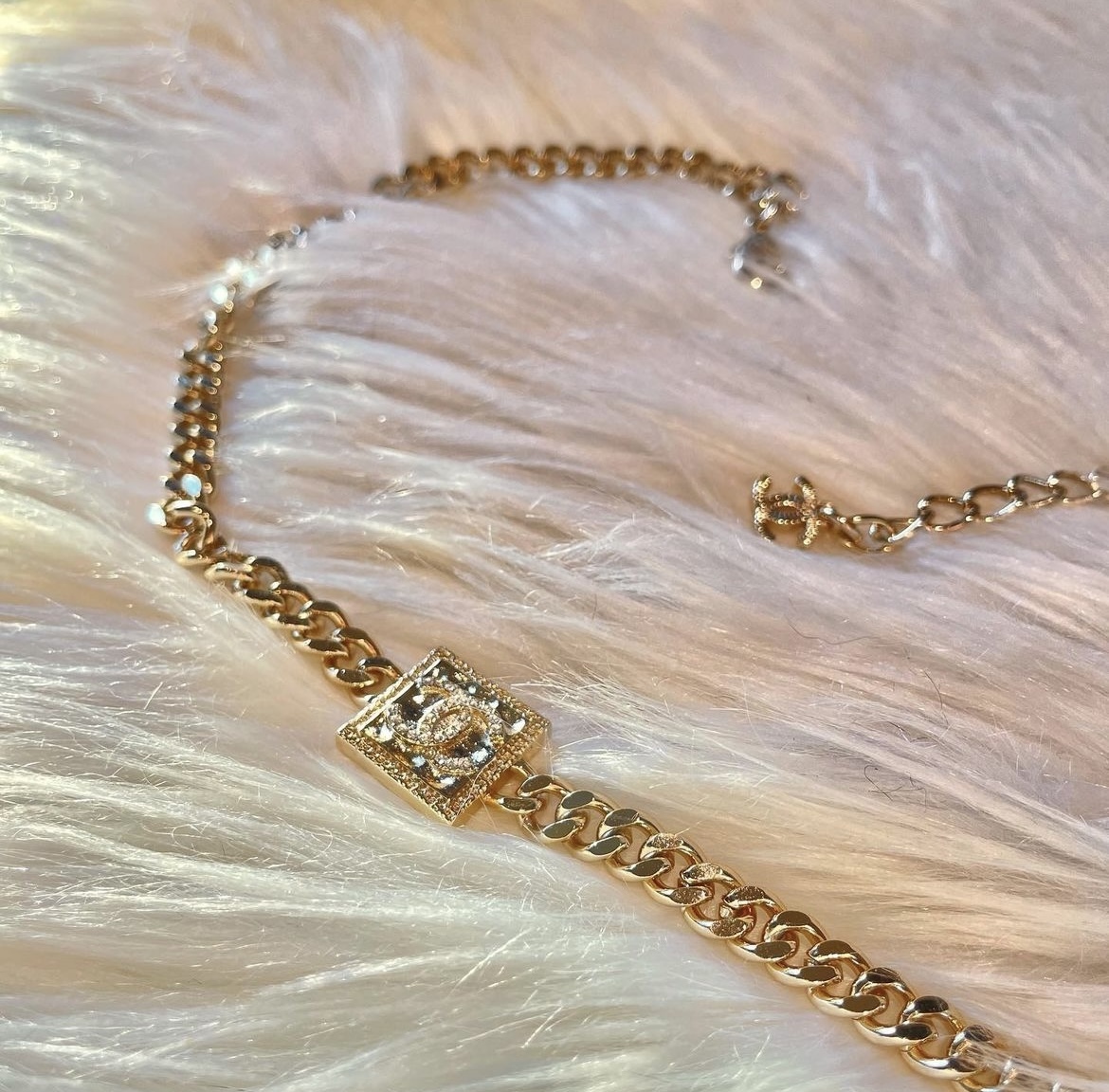 18k”香奶奶經典方金鑽牌高奢定製choker/項鍊