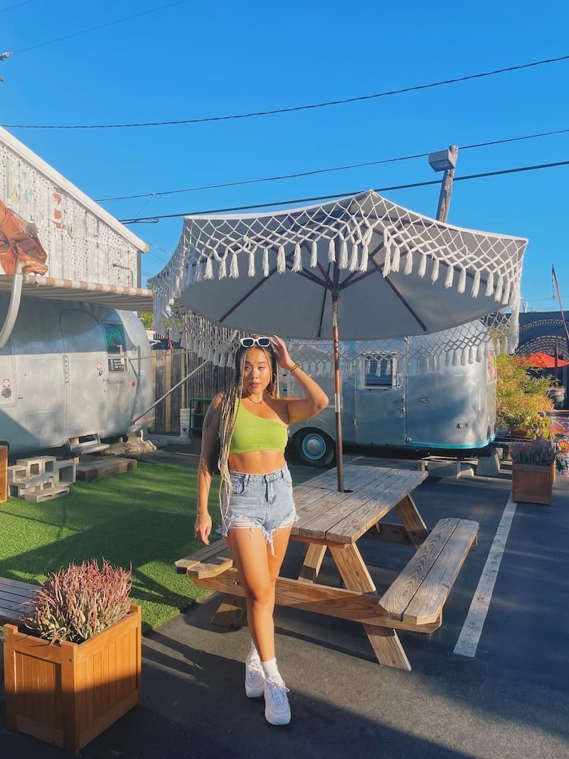 歐美隨性刷破牛仔短褲