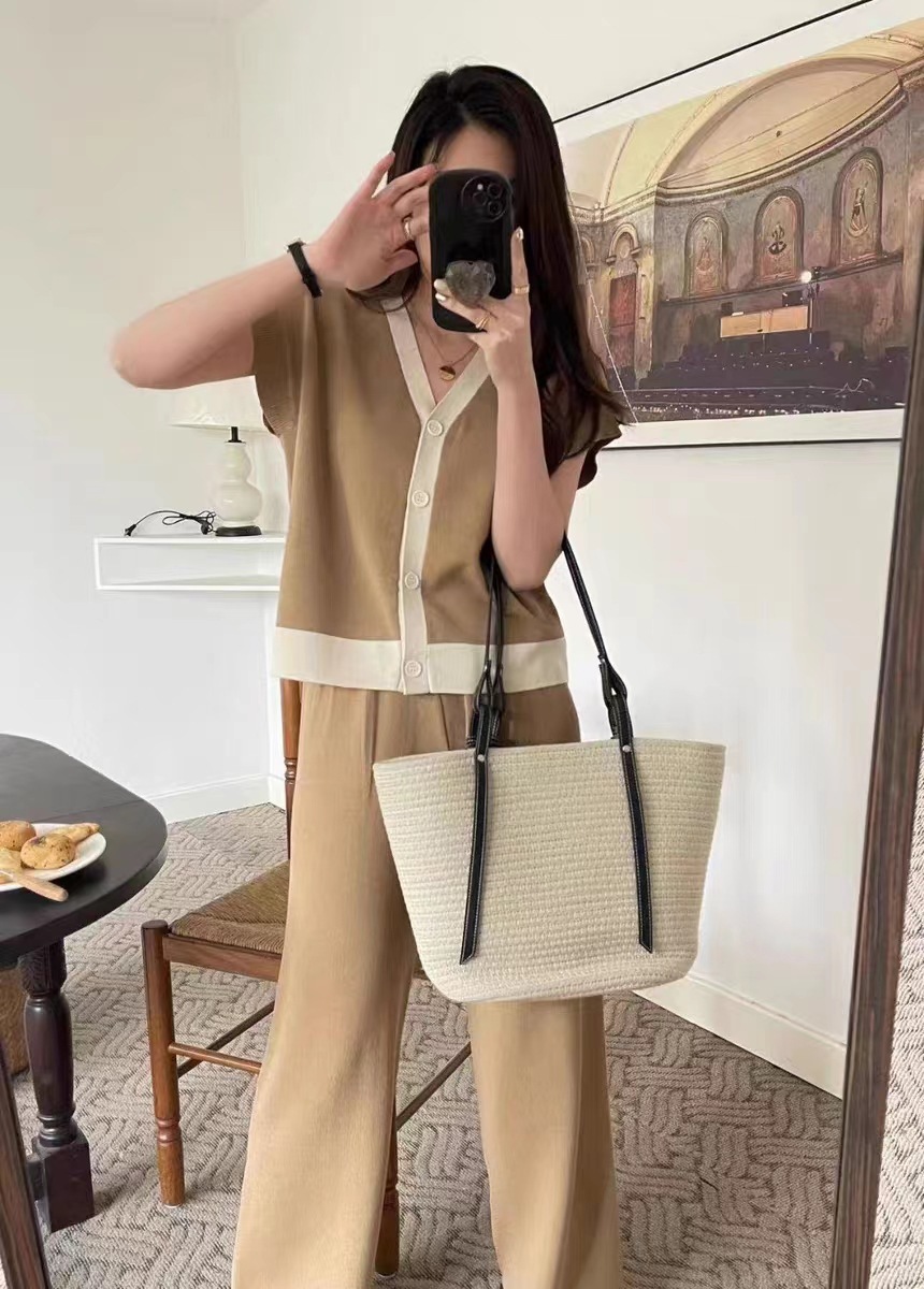 LYS -<現貨>時尚感爆棚簡約v領針織兩件式套裝