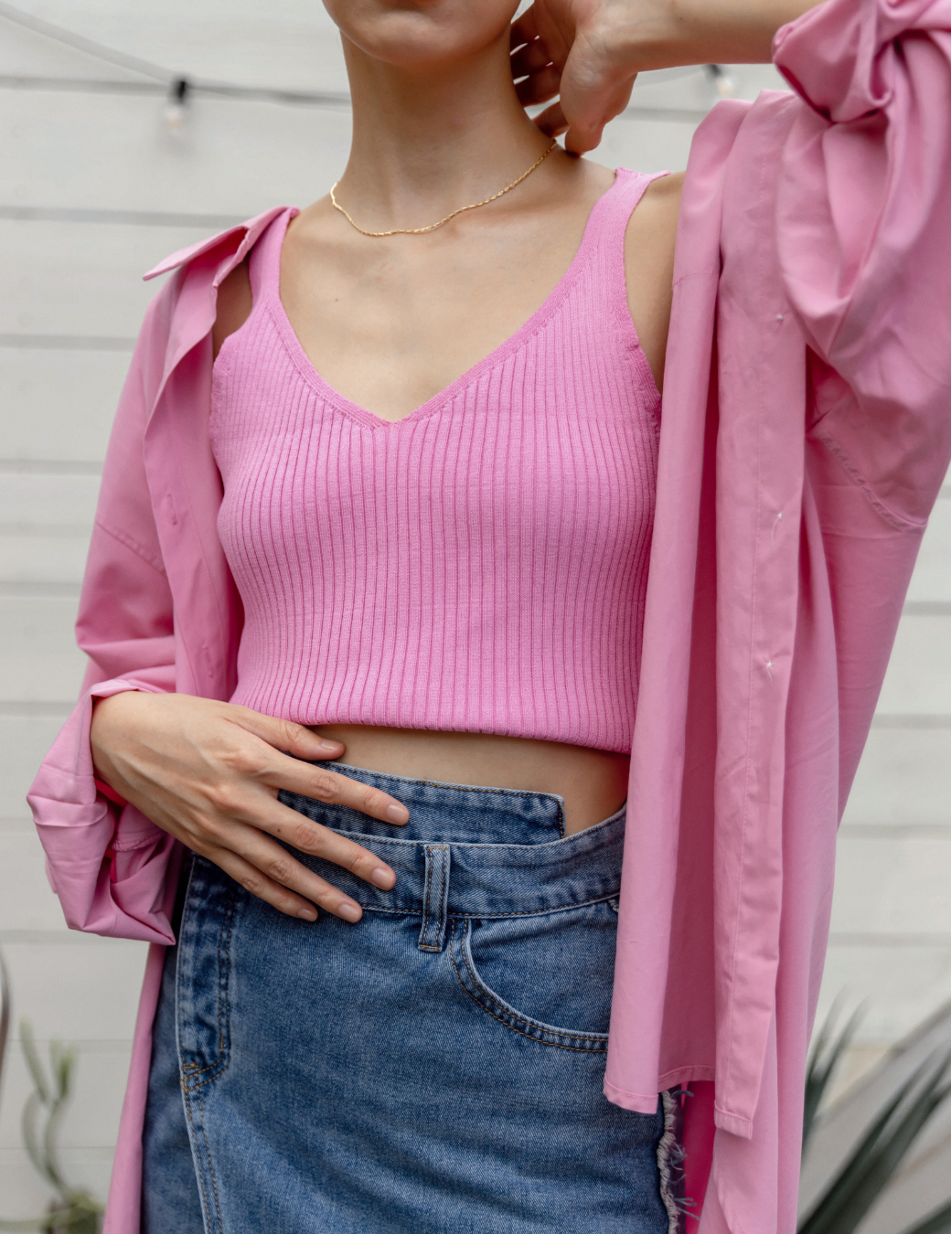 坑條Ｖ領短版背心（粉色）