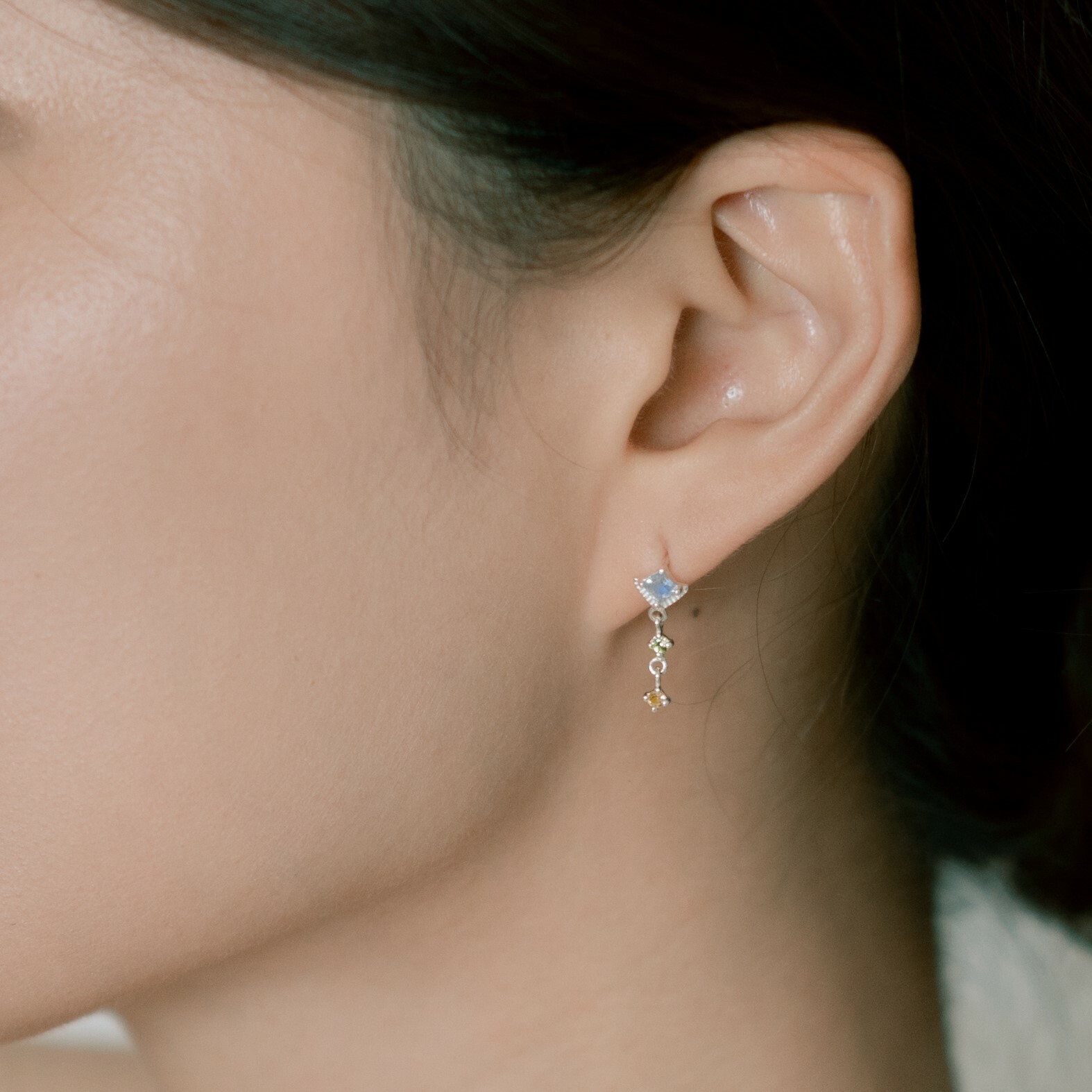 風箏滾邊拉長橄欖耳環