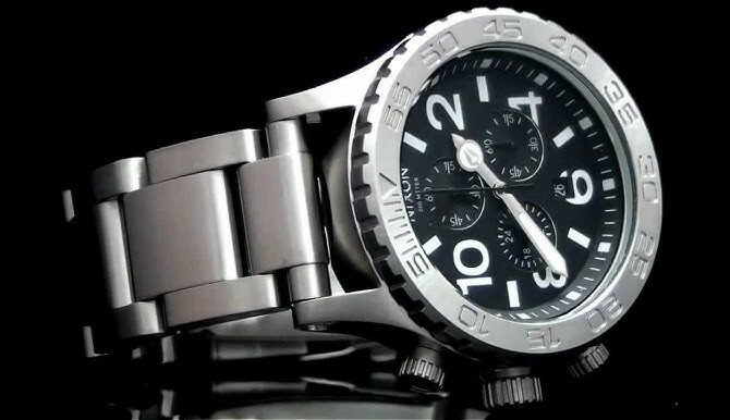 萬年鐘錶 - NIXON 尼克森 THE 42-20  CHRONO系列  黑面三眼計時腕錶 A037-000 錶徑42MM