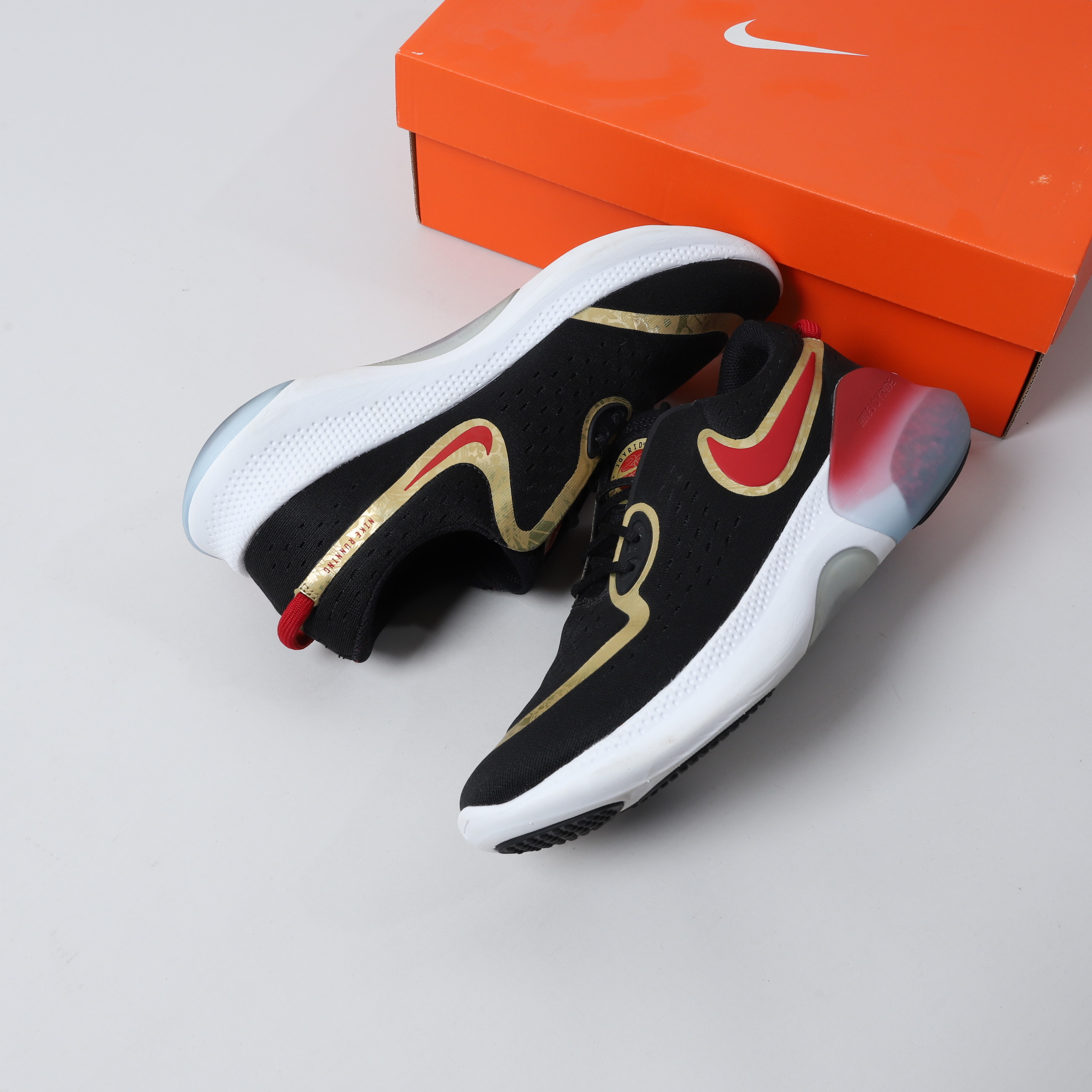 【二手 US9/27CM】NIKE JOYRIDE RUN 2 POD 黑紅金 CNY 新年 避震球 慢跑鞋【CU3008-071】