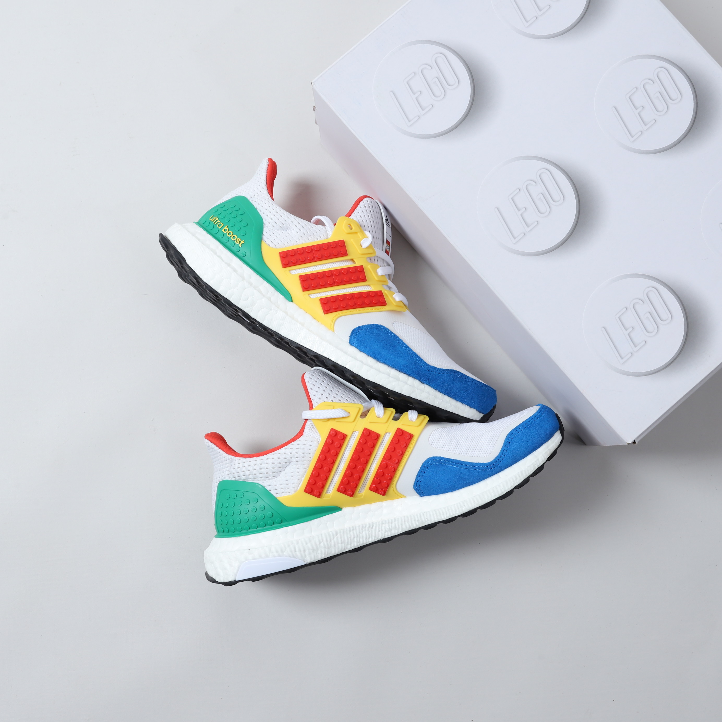 【全新US5.5/23.5CM】ADIDAS ULTRA BOOST X LEGO® Colors 愛迪達 樂高 聯名 慢跑鞋【FZ3983】