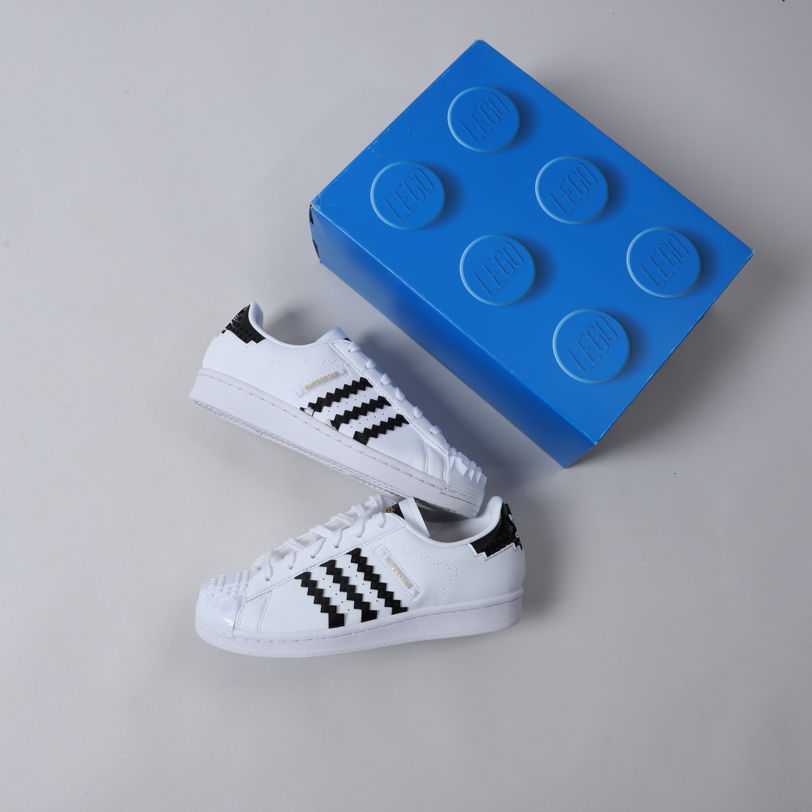 【全新US6/24CM】ADIDAS  SUPERSTAR X LEGO 聯名  貝殼頭  黑 白  愛迪達 樂高 聯名 休閒鞋【GW5270】