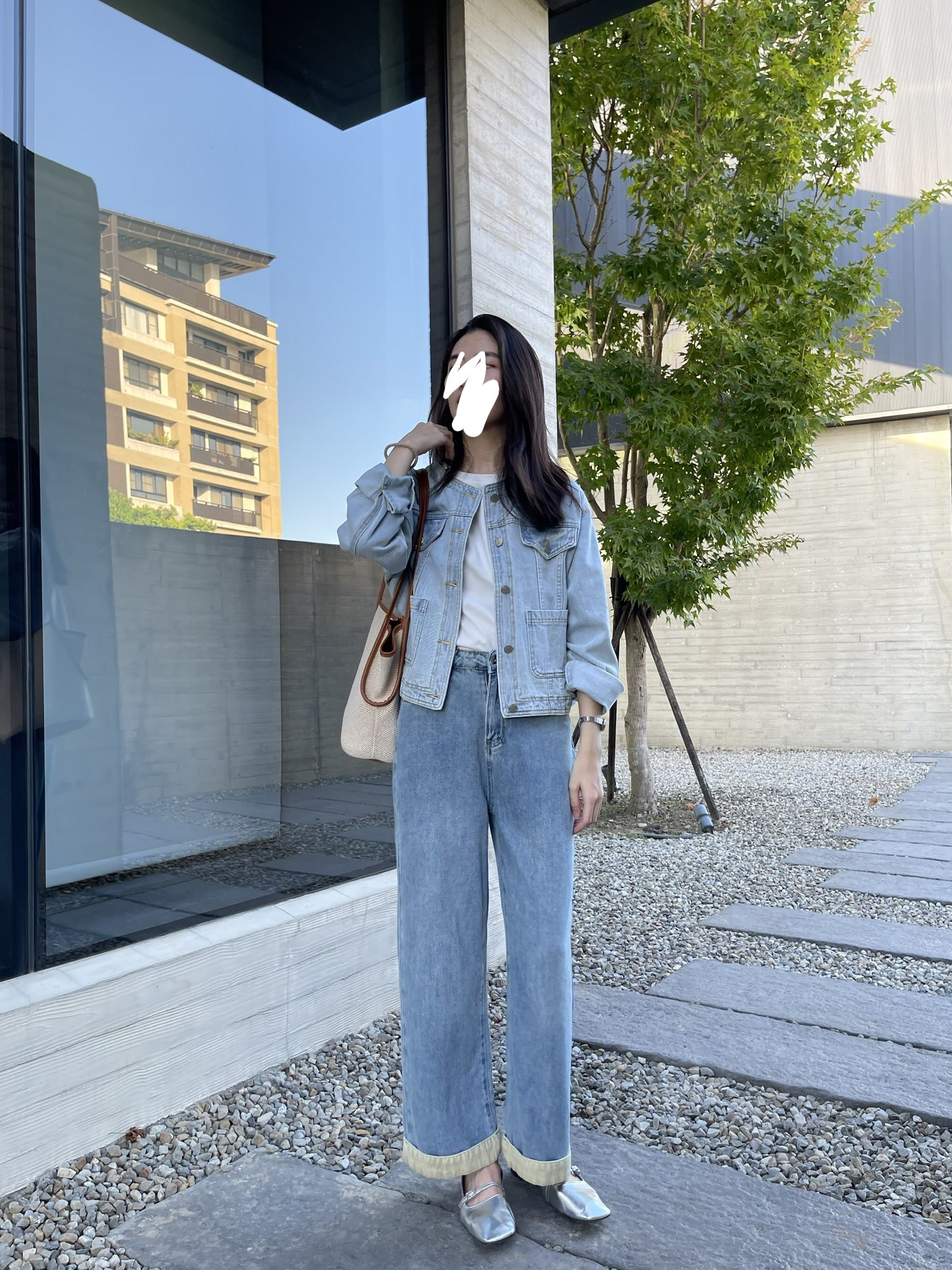 褲腳翻邊直筒牛仔褲*兩色