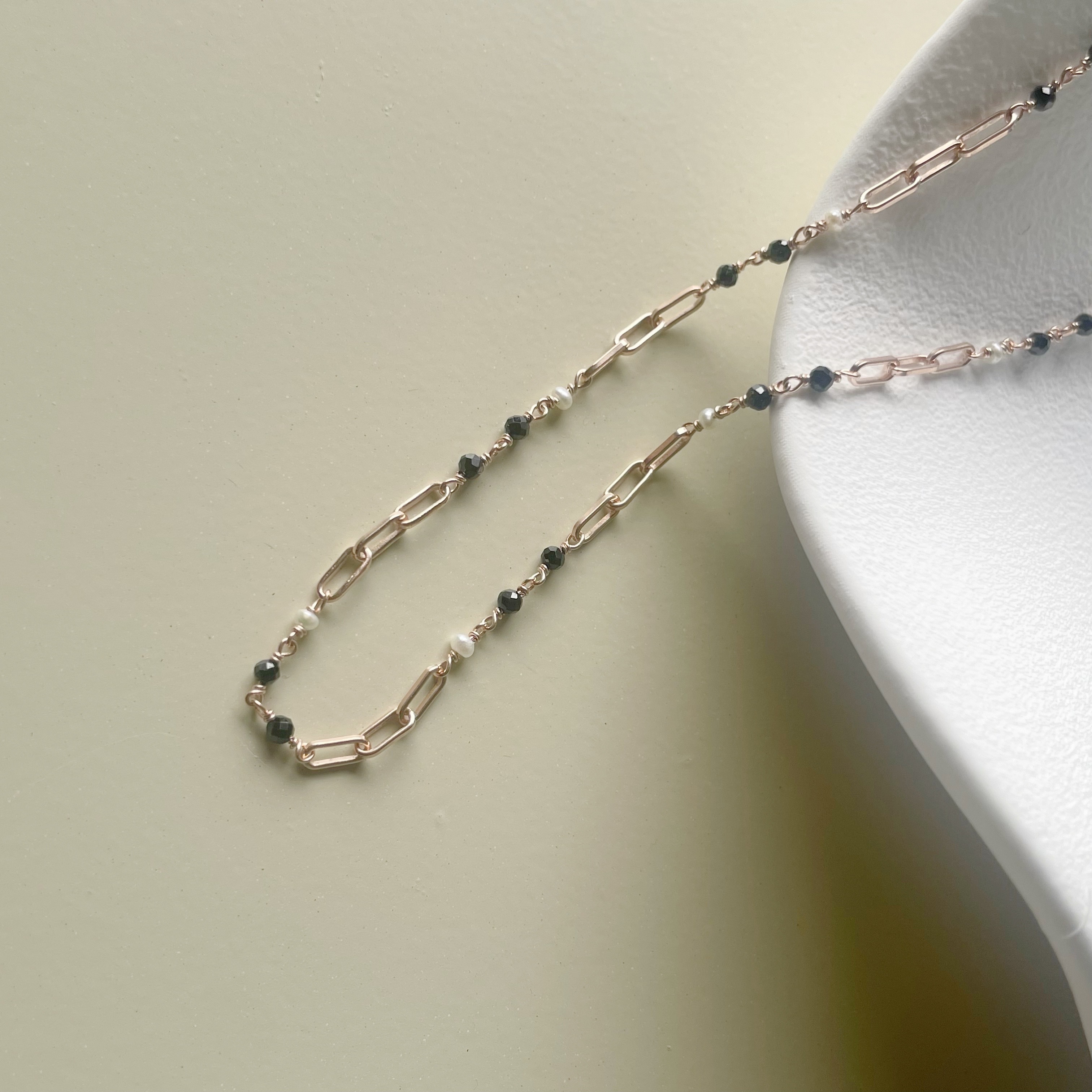 long box黑尖晶珍珠choker