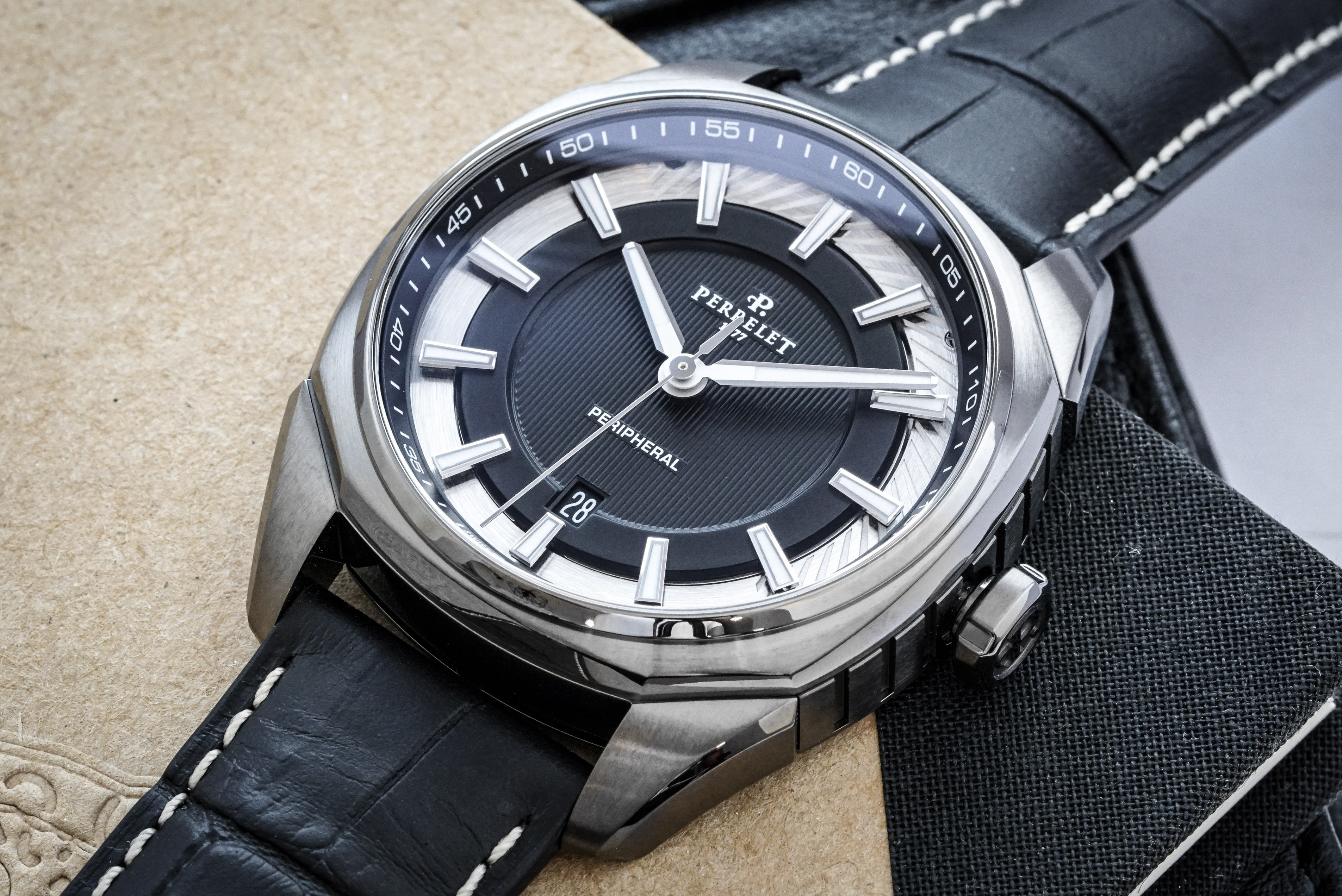 環形動力實驗室系列｜環形動力大三針腕錶-A1102/1