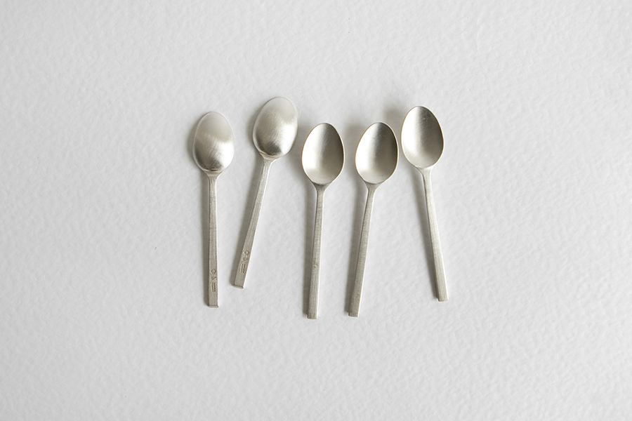 東屋-猿山修 小匙5pcs 真鍮銀