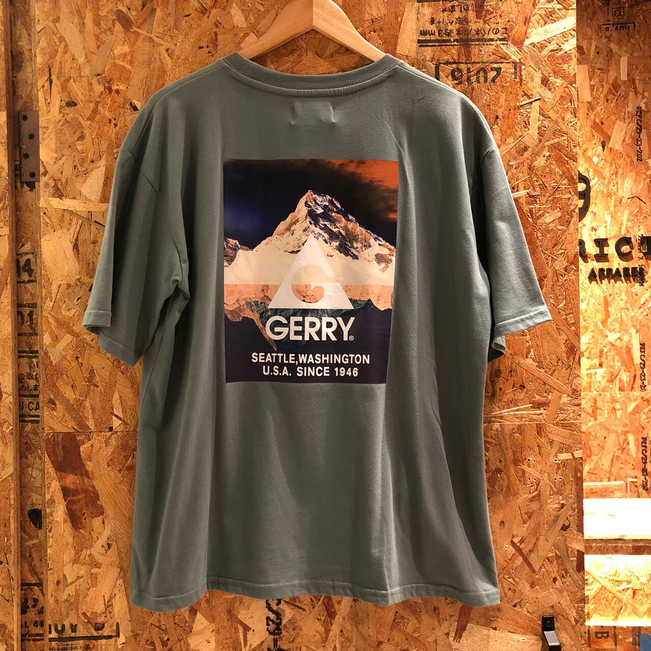 GERRY 印花山脈短袖Tee GE22SUC05