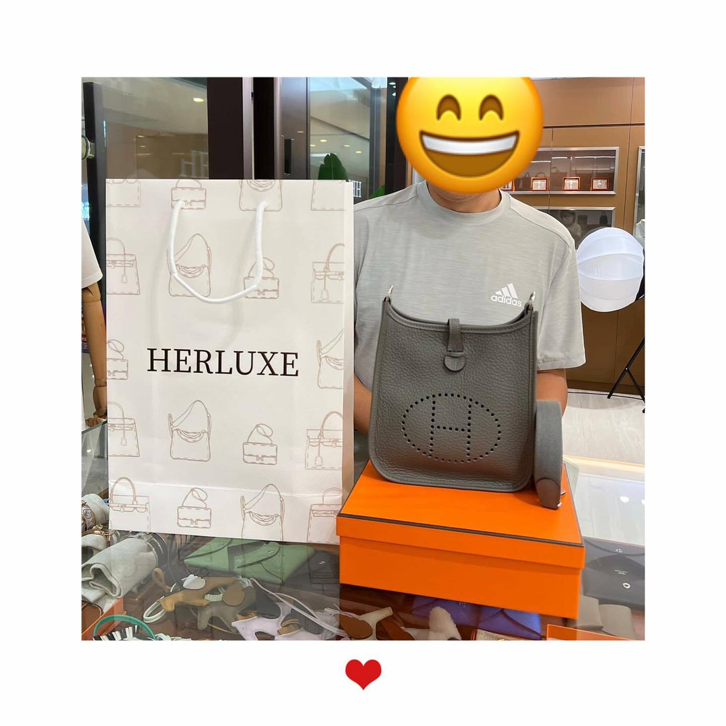 型男先生幫手到店pick up mini E積雨雲灰🎉 先生大讚HERLUXE直播價實惠 很抵買👍🏻 店員很細心 認真仔細 講解清晰🙌 購物體驗非常好🥰 多謝你嘅支持與信任🫶