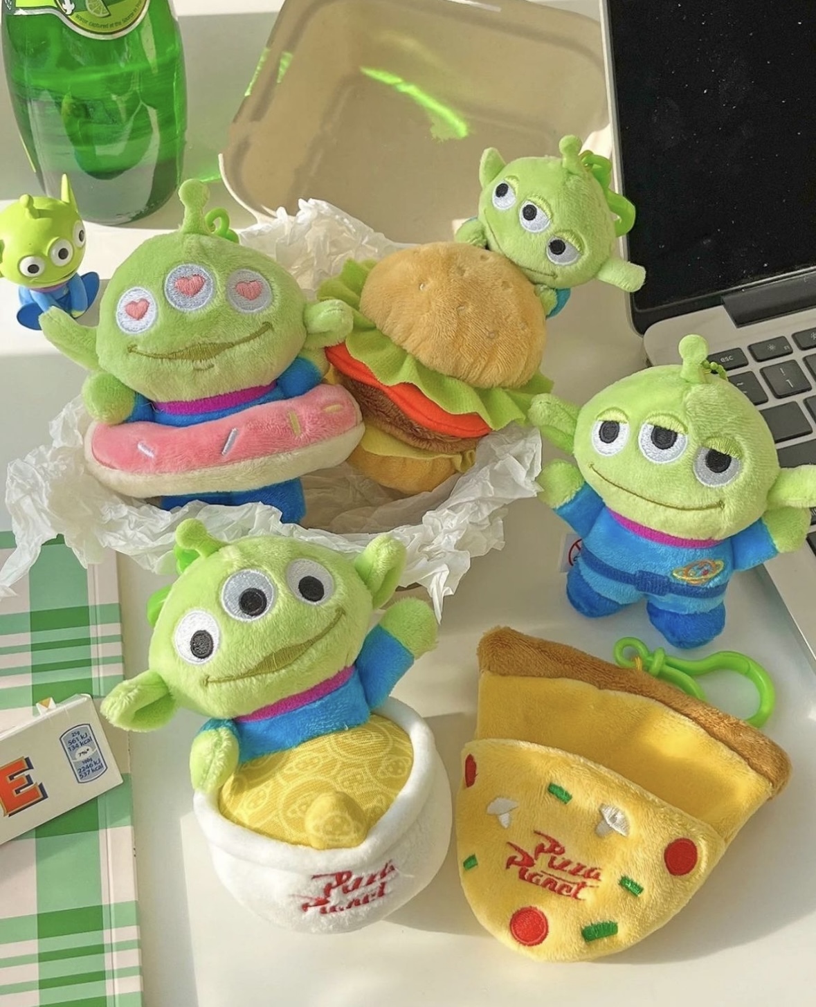 Disney 迪士尼 正版授權 三眼怪吊飾/鑰匙圈 睡袋 漢堡 披薩 甜甜圈 蜂蜜 三眼怪/預購