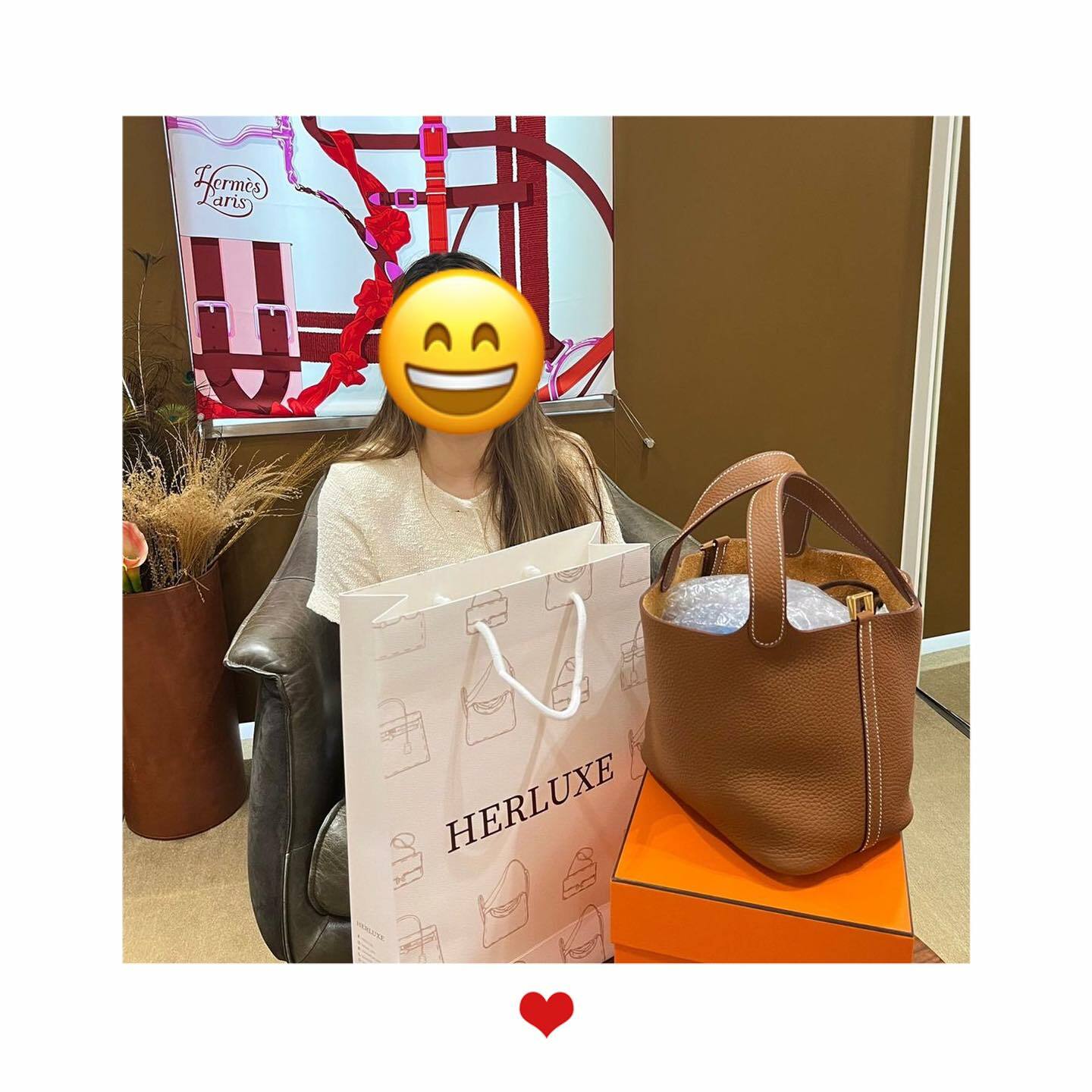 爽快靚靚來pick up P18金金🎉 靚靚因為HERLUXE口碑好🏆 同埋social media比到佢很大信心 覺得很可靠🫰對比過很多間店🔍 最終選擇我哋❤️ 對購物體驗很滿意💕 多謝你嘅支持與認可🫶