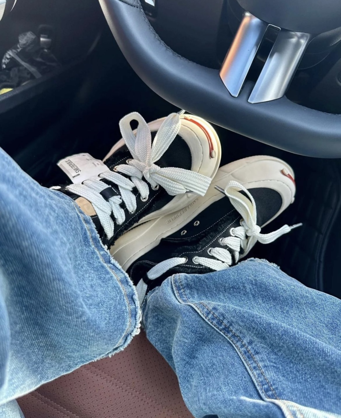 SMILEREPUBLIC 經典蝴蝶結笑臉帆布鞋 黑白 蝴蝶結 開口笑 厚底 百搭 SR20220101001/預購