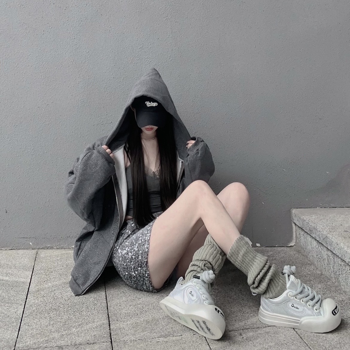 Ouder "Smiler" 開口笑 大頭鞋 未來銀 OUD010YIN