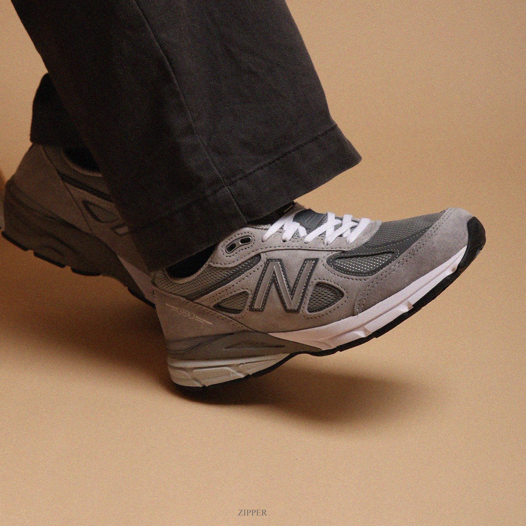 New Balance 990v4 U990GR4