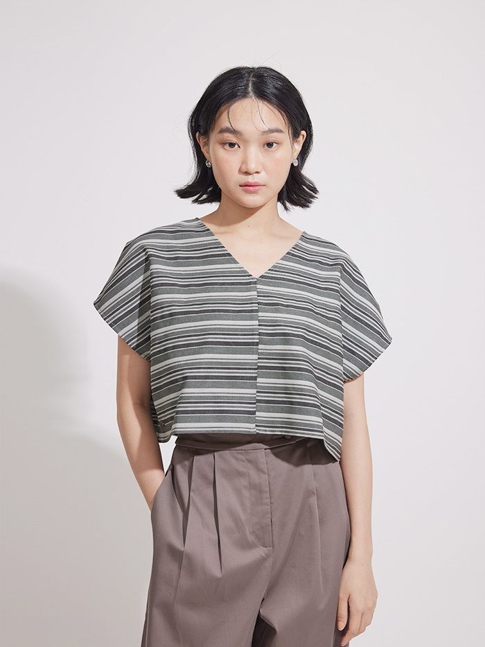 遊人清晨罩衫上衣-綠洲