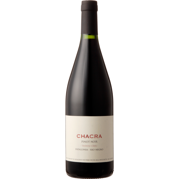 Bodega Chacra Pinot Noir Treinta y Dos 32 2021 (JS97)