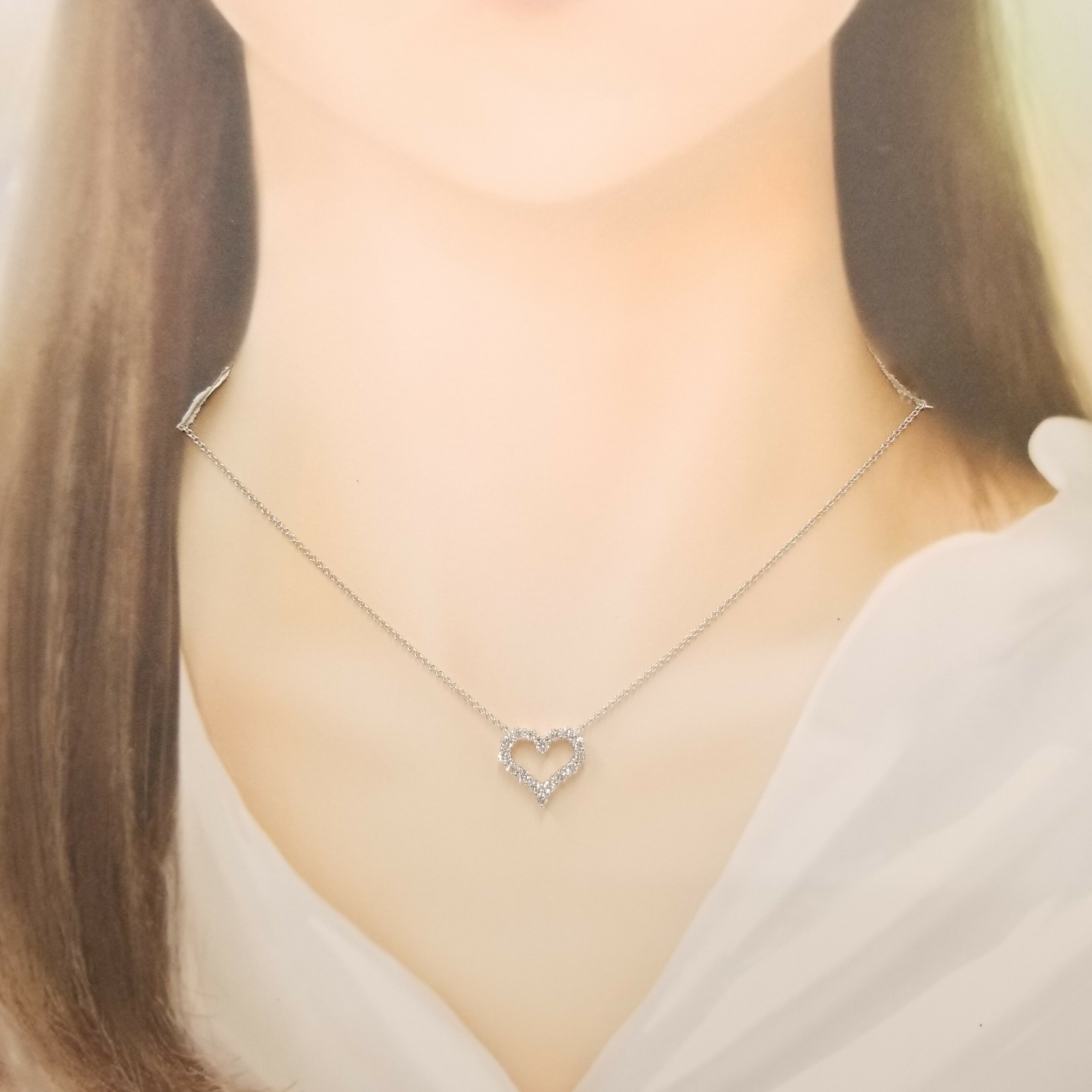 18K White Gold 0.57ct Diamond Necklace