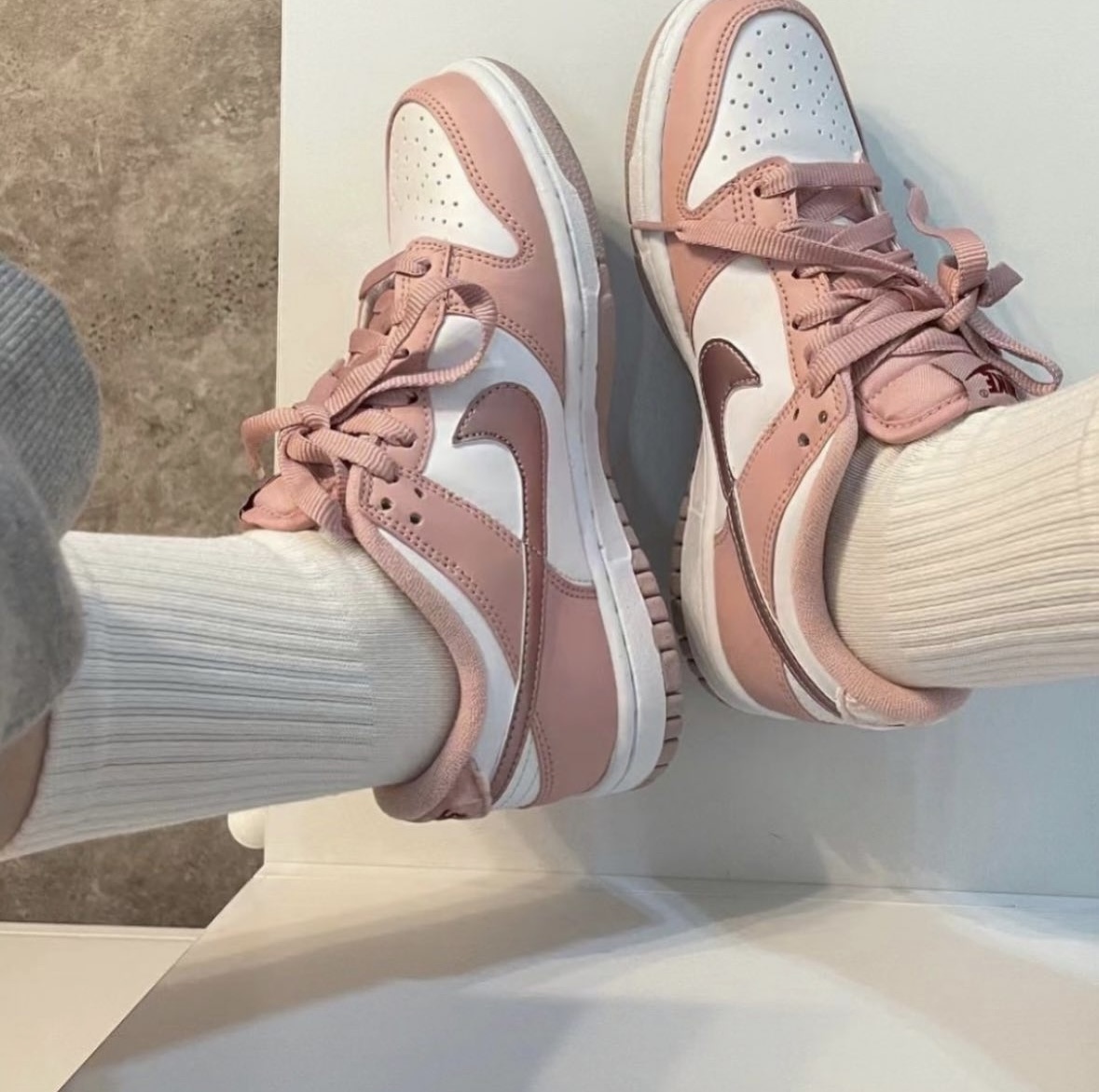 Nike Dunk low 小情人節絲絨 粉白 粉色 金屬 毛絨 情人節 限定 大童款 DO6485-600/預購